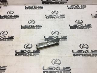 Кронштейн усилителя бампера передний левый Lexus LS460 2010