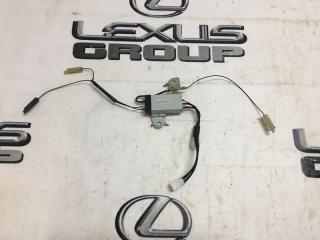 Антенна Toyota Camry 2012