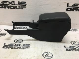 Подлокотник Toyota Camry 2012