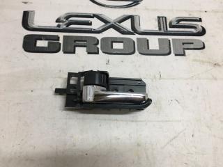 Фото запчасти ручка двери внутренняя левая Toyota Avensis 2008 контрактная запчасть Запчасть ручка двери внутренняя левая Toyota Avensis 2008