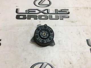 Запчасть мотор охлаждения радиаторов левый Toyota Avensis 2008