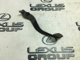 Педаль тормоза Toyota Avensis 2008