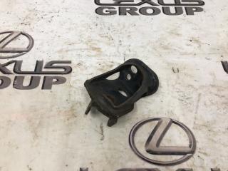 Кронштейн амортизатора задний левый Toyota RAV4 2016 контрактная Кронштейн амортизатора задний левый Toyota RAV4 2016