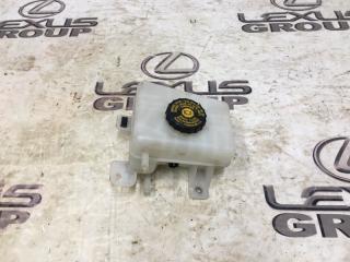 Бачок тормозной жидкости Toyota RAV4 2016