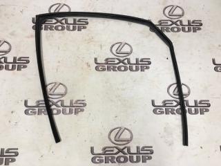 Уплотнительная резинка двери задняя левая Lexus RX350 2011