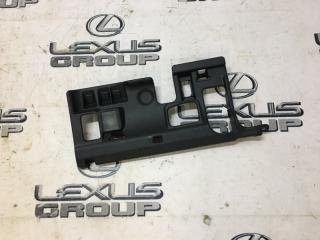 Накладка торпеды передняя левая Lexus RX450h 2011