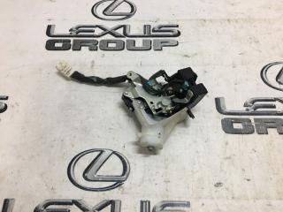 Замок крышки багажника Lexus RX450h 2011
