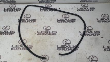 Уплотнитель проема двери передний правый Lexus RX450h 2011 контрактная Уплотнитель проема двери передний правый Lexus RX450h 2011