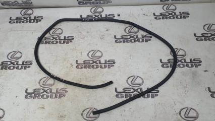 Уплотнитель проема двери задний левый Lexus RX450h 2011 контрактная Уплотнитель проема двери задний левый Lexus RX450h 2011