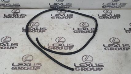 Уплотнитель проема двери задний правый Lexus RX450h 2011 контрактная Уплотнитель проема двери задний правый Lexus RX450h 2011
