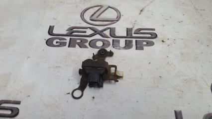 Клапан пневмоподвески задний Lexus LS460 2007