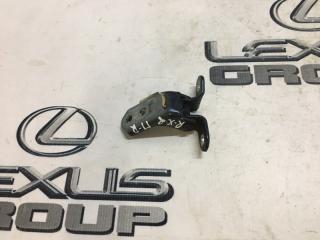 Петля двери передняя правая Lexus RX300 2005