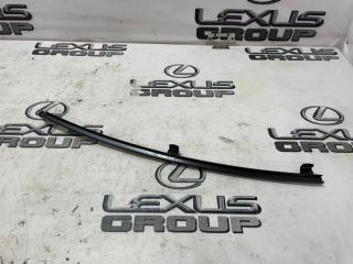 Направляющая стекла задняя правая Toyota RAV4 2017