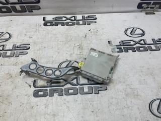 Блок предохранителей передний левый Lexus LS460 2006