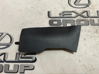 Накладка консоли правая Lexus NX300h 2017