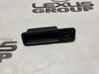 Кнопка крышки багажника Lexus RX450h 2018