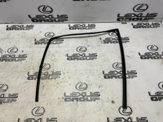 Уплотнительная резинка двери передняя левая Lexus RX450h 2020