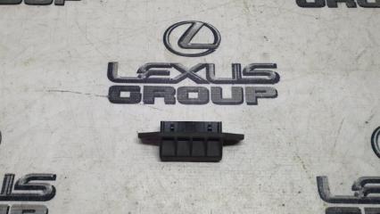 Кнопка крышки багажника задняя Lexus RX450h 2020
