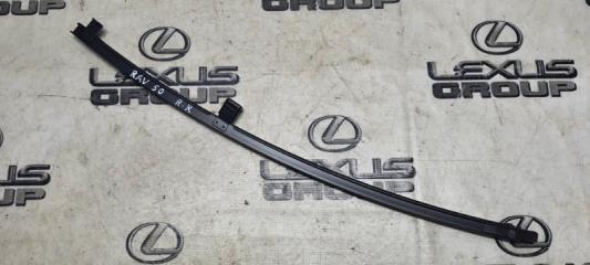 Направляющая стекла задняя правая Toyota RAV4 2020