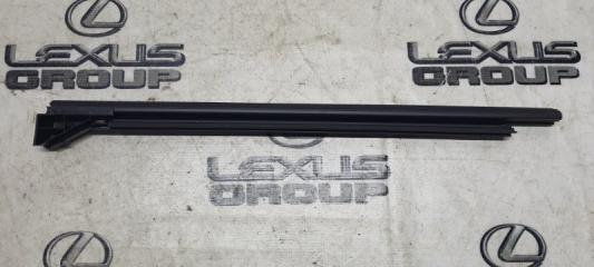 Молдинг на дверь задний левый Toyota RAV4 2020