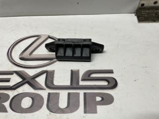 Кнопка крышки багажника Lexus RX450h 2019