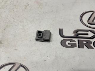 Запчасть блок реле стеклоочистителя Toyota Land Cruiser Prado 2019