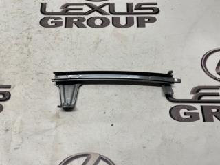 Направляющая стекла передняя правая Toyota RAV4 2019