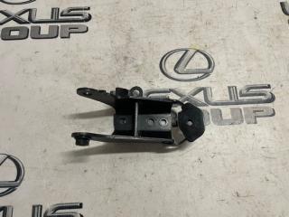 Кронштейн ДВС задний Lexus RX450h 2021