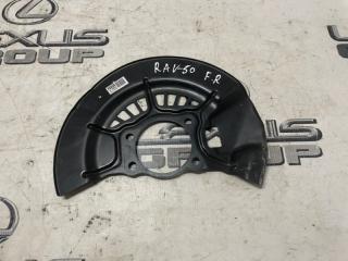 Пыльник тормозного диска передний правый Toyota RAV4 2019