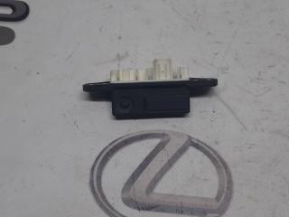 Кнопка крышки багажника задняя Toyota RAV4 2019