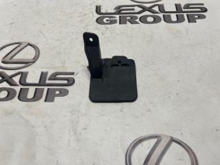 Брызговик задний правый Lexus NX300h 2021