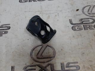 Кронштейн амортизатора задний правый Lexus NX300h 2021 контрактная Кронштейн амортизатора задний правый Lexus NX300h 2021