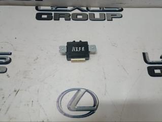 Блок управления стеклоподьемниками передний правый Lexus NX300h 2021
