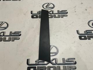 Молдинг на дверь передний правый Toyota RAV4 2020