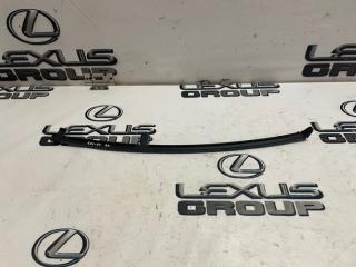 Направляющая стекла задняя правая Toyota RAV4 2020