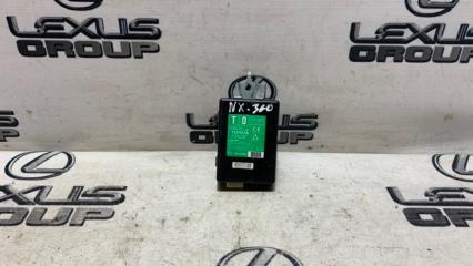 Блок управления центральным замком Lexus NX300h 2021