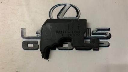 Запчасть уплотнитель крыла передний правый Lexus RX450h 2020