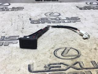 Кнопка крышки багажника задняя Lexus RX400h 2007