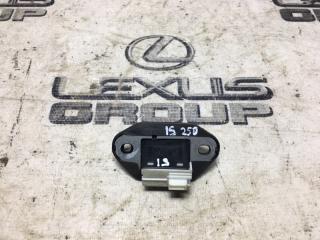 Кнопка крышки багажника задняя Lexus IS250 2008
