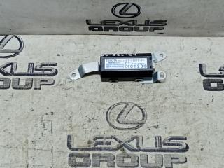 Блок управления дверьми передний правый Lexus LS430 2003