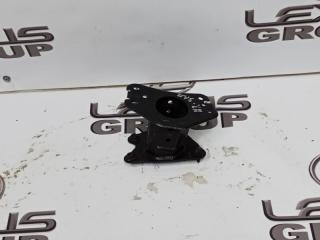 Кронштейн усилителя бампера задний правый Lexus NX300h 2020