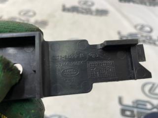 Кронштейн радиатора правый Land Rover Range Rover Velar L560 AJ200