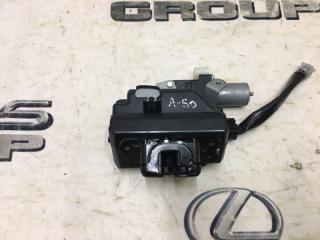 Замок крышки багажника задний Toyota RAV4 2019