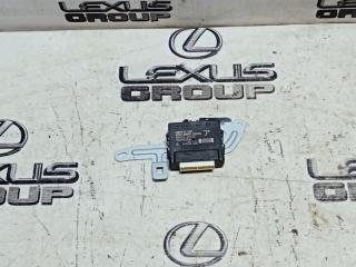 Блок управления зеркалами передний правый Toyota Land Cruiser Prado 2019