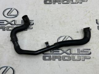 Патрубок радиатора Land Rover Range Rover Velar 2017 контрактная Патрубок радиатора Land Rover Range Rover Velar 2017