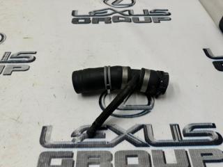 Патрубок радиатора Land Rover Range Rover 2017 контрактная Патрубок радиатора Land Rover Range Rover 2017