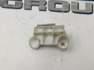 Кронштейн бампера задний левый Lexus GS450h 2009