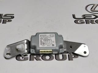 Блок управления Lexus ES300h 2020