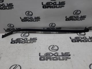 Молдинг лобового стекла передний правый Lexus IS250 2008