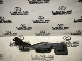 Дефлектор радиатора передний правый Lexus RX400h 2006 контрактная Дефлектор радиатора передний правый Lexus RX400h 2006